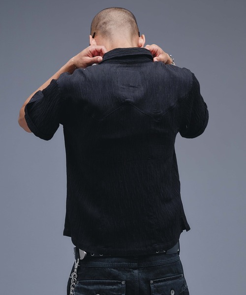 ANDER HUNK(アンダーハンク)の「W-Pocket Metal Button SS Shirt /WポケットメタルボタンSSシャツ(シャツ/ブラウス・メンズ・ブラウン/パープル/ブラック・SMALL/MEDIUM/LARGE)」の7枚目の写真