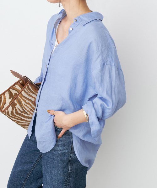 Spick & Span(スピックアンドスパン)の「《程よくすっきりサイズ / 追加》 80リネンカシュクール ミディシャツ(シャツ/ブラウス・レディース・サックスブルー/ホワイト・FREE)」の2枚目の写真