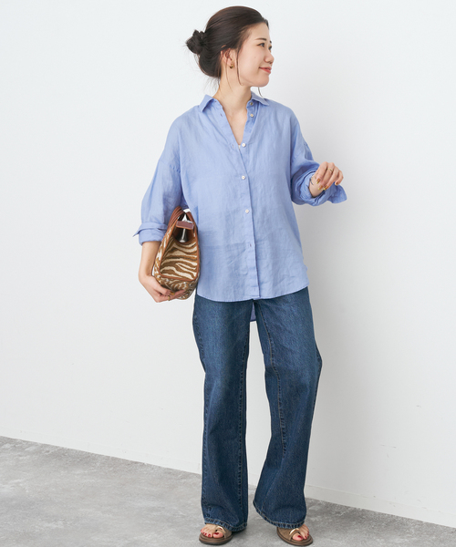 Spick & Span(スピックアンドスパン)の「《程よくすっきりサイズ / 追加》 80リネンカシュクール ミディシャツ(シャツ/ブラウス・レディース・サックスブルー/ホワイト・FREE)」の13枚目の写真