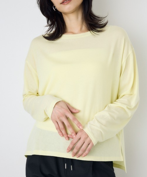 AZUL by moussy(アズールバイマウジー)の「シアーカットトップス シアートップス 春服 秋服 Tシャツ 無地 長袖(Tシャツ/カットソー・レディース・オフホワイト/ブラウン/ライトブラック/ライトイエロー・FREE)」の1枚目の写真