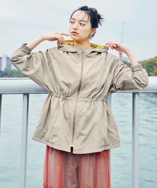 mensha!（メンシャ）の「ｍｅｎｓｈａ！　外側撥水（はっすい）加工＆ＵＶカット　内側ガーゼのドロストパーカー（マウンテンパーカー・レディース・ベージュ系その他/ネイビー系・M/L/LL/3L）」の6枚目の写真