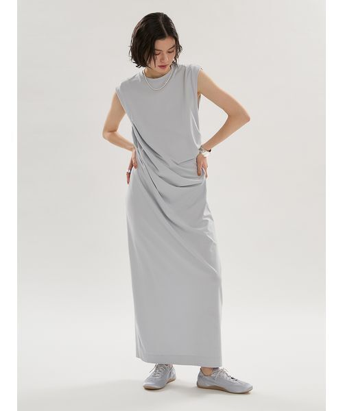 emmi（エミ）の「【ICEDFABRIC＋(R)】ドレープカットソーワンピース/接触冷感（ワンピース・レディース・ライトブルー/ブラック・F）」の3枚目の写真
