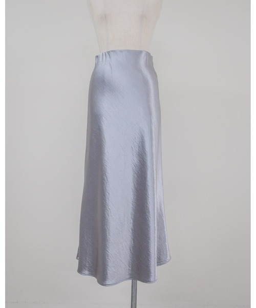 Julep(ジュレップ)の「Satin Skirt(スカート・レディース・ブラック/ベージュ/ライトグレー/ブラウン・MEDIUM)」の15枚目の写真