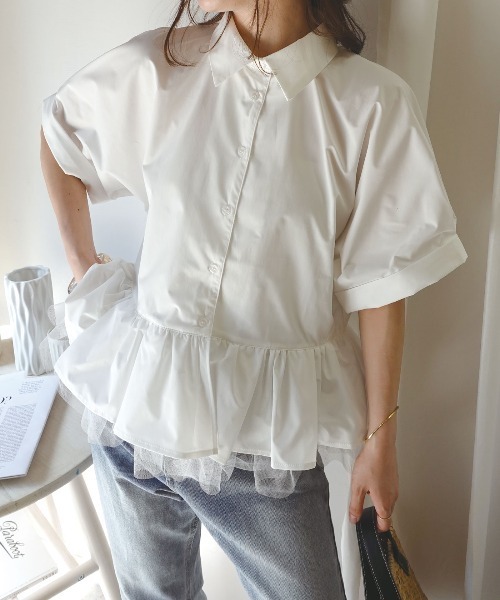 CORNERS(コーナーズ)の「チュールレイヤードペプラムドルマンブラウス(シャツ/ブラウス・レディース・ブラック/ホワイト・M)」の1枚目の写真
