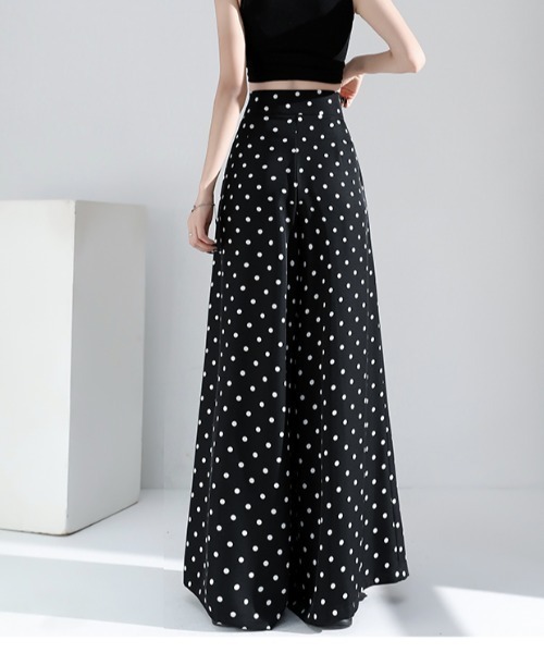 FAVORITO(ファヴォリート)の「ドット柄ワイドパンツ(その他パンツ・レディース・ブラック・S/L/M)」の8枚目の写真