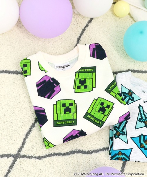 RUGGEDWORKS(ラゲッドワークス)の「《マインクラフト》 さらっと軽やか キッズ 長袖 総柄 トレーナー(スウェット・キッズ・アイボリー/オートミール・140/130/120)」の4枚目の写真