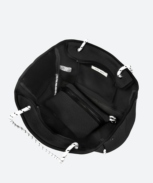 q bag paris（キューバッグパリ）の「zip M ジップ ネオプレーン トートバッグ（トートバッグ・レディース・ブラック/グレー/ダークグレー/サンドベージュ/ブラック系その他/ホワイト×ライトグレー・FREE）」の13枚目の写真