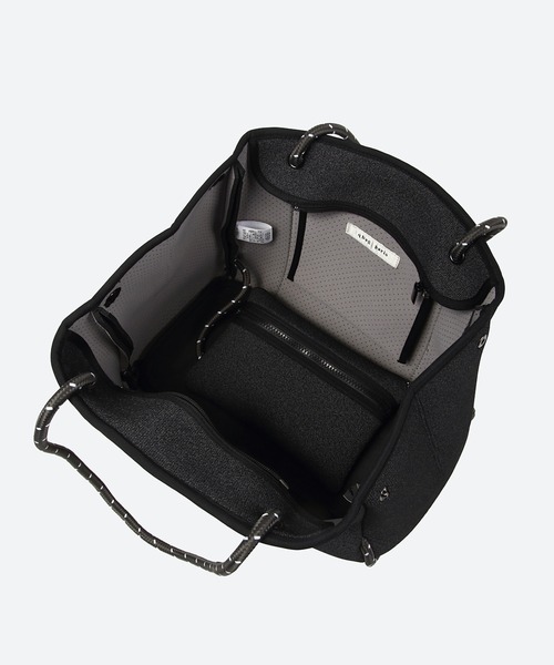 q bag paris（キューバッグパリ）の「zip M ジップ ネオプレーン トートバッグ（トートバッグ・レディース・ブラック/グレー/ダークグレー/サンドベージュ/ブラック系その他/ホワイト×ライトグレー・FREE）」の14枚目の写真