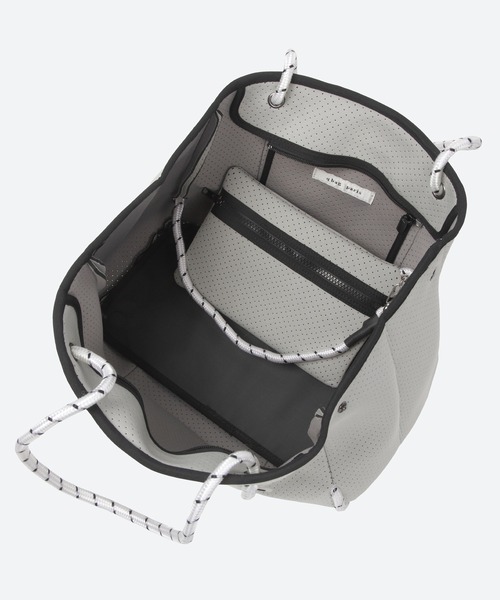 q bag paris（キューバッグパリ）の「zip M ジップ ネオプレーン トートバッグ（トートバッグ・レディース・ブラック/グレー/ダークグレー/サンドベージュ/ブラック系その他/ホワイト×ライトグレー・FREE）」の15枚目の写真