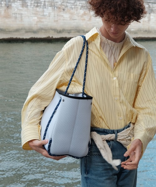 q bag paris（キューバッグパリ）の「zip M ジップ ネオプレーン トートバッグ（トートバッグ・レディース・ブラック/グレー/ダークグレー/サンドベージュ/ブラック系その他/ホワイト×ライトグレー・FREE）」の10枚目の写真