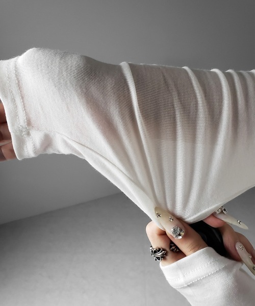 me+em select(ミームセレクト)の「【 3color 】オープンネックタイトフィットルーズドレープ長袖Tシャツ / open neck tight fit loose drape long sleeve T-shirts(Tシャツ/カットソー・レディース・アイボリー/グレー/ブラック・FREE)」の5枚目の写真