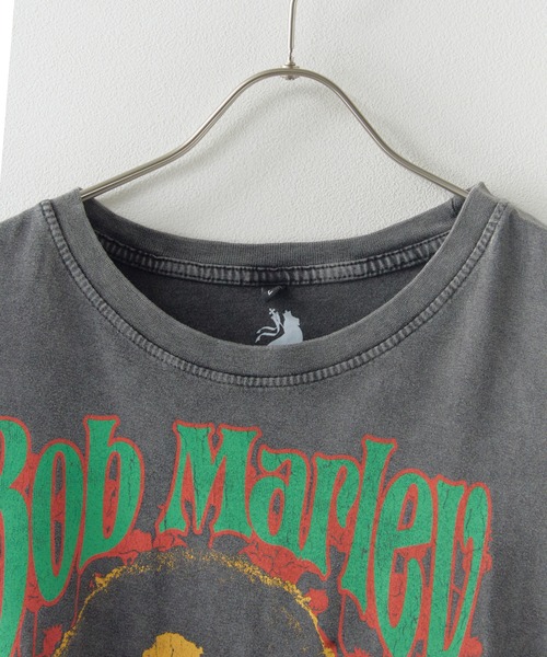 ROOPTOKYO(ループトウキョウ)の「Bob Marley/ボブ・マーリー Unisex Stone Wash T-shirt:1978(Charcoal Grey) バンドTシャツ プリントTシャツ 半袖 クルーネック ロック ストリート メンズ レディース 秋 秋服 2026年秋冬(Tシャツ/カットソー・メンズ・ブラック・S/M/L/XL)」の13枚目の写真