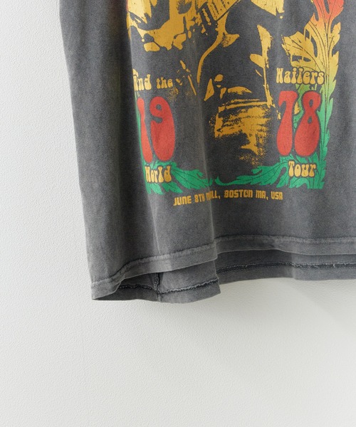 ROOPTOKYO(ループトウキョウ)の「Bob Marley/ボブ・マーリー Unisex Stone Wash T-shirt:1978(Charcoal Grey) バンドTシャツ プリントTシャツ 半袖 クルーネック ロック ストリート メンズ レディース 秋 秋服 2026年秋冬(Tシャツ/カットソー・メンズ・ブラック・S/M/L/XL)」の16枚目の写真