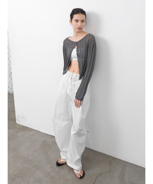 ATELIER NAIN(アトリエナイン)の「LINEN SKASHI BOATNECK CROP CARDIGAN (CD-2271)(カーディガン/ボレロ・レディース・チャコール/クリーム・FREE)」の3枚目の写真