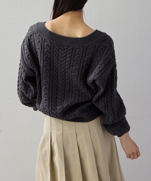 UNFORM(アンフォーム)の「【2026AW Debut】【UNFORM】ケーブルショートニット(ニット/セーター・レディース・チャコールグレー/ネイビー・FREE)」の5枚目の写真
