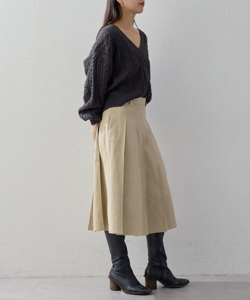 UNFORM(アンフォーム)の「【2026AW Debut】【UNFORM】ケーブルショートニット(ニット/セーター・レディース・チャコールグレー/ネイビー・FREE)」の7枚目の写真