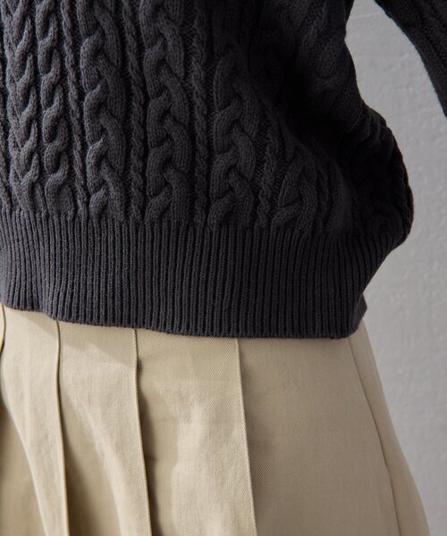 UNFORM(アンフォーム)の「【2026AW Debut】【UNFORM】ケーブルショートニット(ニット/セーター・レディース・チャコールグレー/ネイビー・FREE)」の14枚目の写真