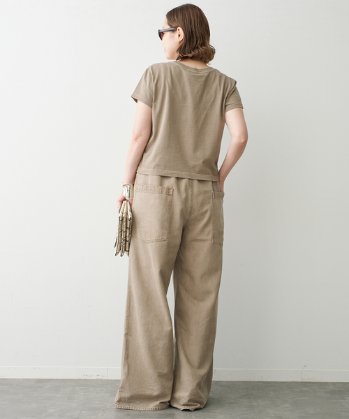 AGOLDE(エーゴールドイー)の「【AGOLDE / エーゴールドイー】ADINE SHRUNKEN TEE(Tシャツ/カットソー・レディース・ベージュ・FREE)」の6枚目の写真