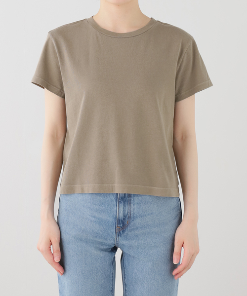 AGOLDE(エーゴールドイー)の「【AGOLDE / エーゴールドイー】ADINE SHRUNKEN TEE(Tシャツ/カットソー・レディース・ベージュ・FREE)」の7枚目の写真