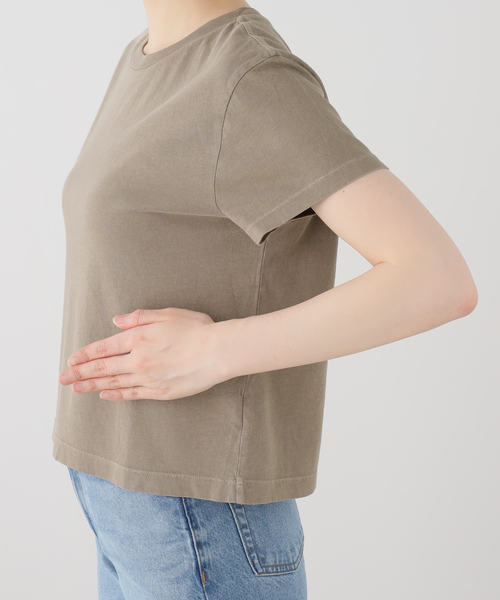 AGOLDE(エーゴールドイー)の「【AGOLDE / エーゴールドイー】ADINE SHRUNKEN TEE(Tシャツ/カットソー・レディース・ベージュ・FREE)」の10枚目の写真