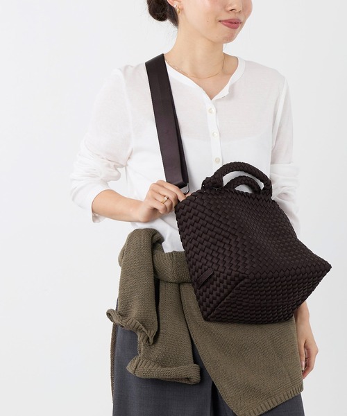 NAGHEDI(ナゲディ)の「【NAGHEDI】スモールトートバッグ-St Barths Small Tote(トートバッグ・レディース・ベージュ/ダークブラウン・S)」の16枚目の写真