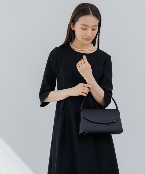 form forma(フォルムフォルマ)の「【喪服・礼服】ブラックフォーマルバッグ/撥水加工/抗菌裏地(ハンドバッグ・レディース・ブラック・FREE)」の8枚目の写真