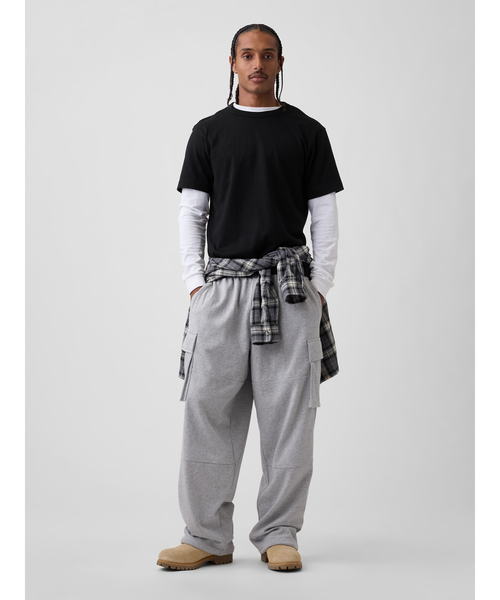 GAP(ギャップ)の「フレンチテリー バギー カーゴスウェットパンツ(スウェットパンツ・メンズ・ブラック/ダークブラウン/グレー・S/M/L/XL/XS)」の4枚目の写真