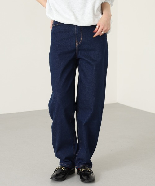 OMNES(オムネス)の「12oz ウォッシュ加工ハイウエストバルーンデニムパンツ(デニムパンツ・レディース・ネイビー/ブルー・S/M/L)」の2枚目の写真
