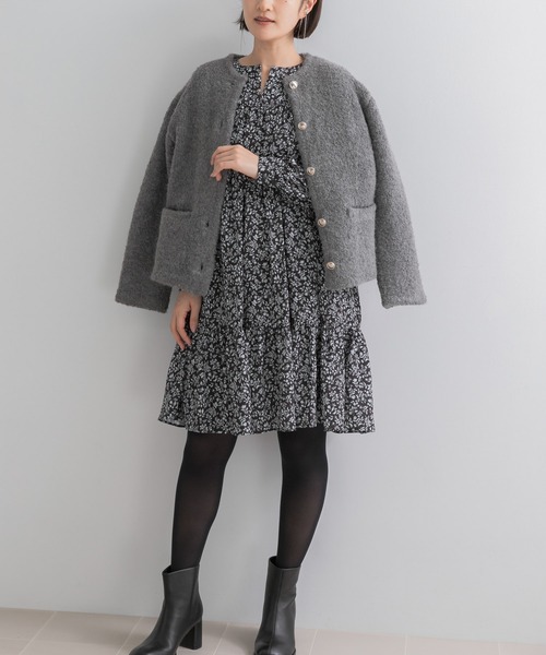 URBAN RESEARCH ROSSO WOMEN（アーバンリサーチ　ロッソ）の「『WEB限定』スモールフラワープリントティアードワンピース（ワンピース・レディース・ブラック系その他/イエロー・FREE）」の2枚目の写真