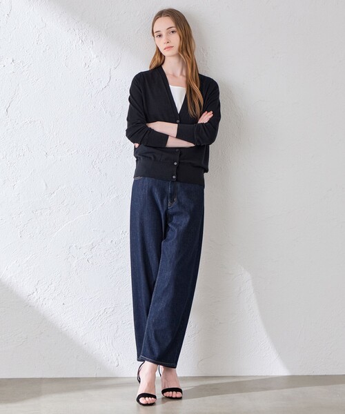 MACKINTOSH LONDON(マッキントッシュ ロンドン)の「【WEB・一部店舗限定】リアプレーンニットカーディガン(カーディガン/ボレロ・レディース・ブルー系その他2/ブラウン系その他2/ブラック/グレー系その他・38)」の17枚目の写真