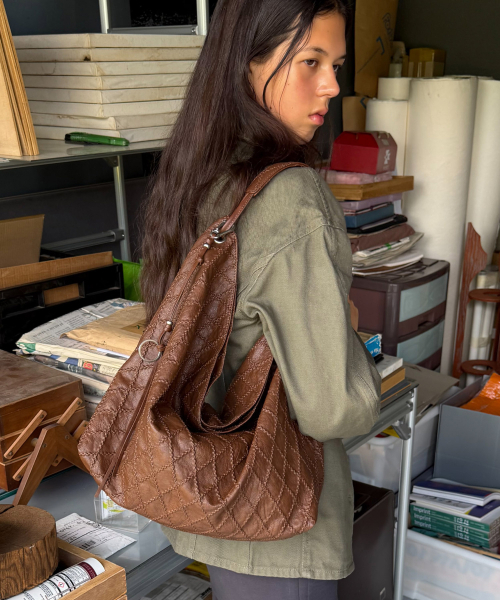 FIND KAPOOR（ファインドカプア）の「レンタバッグ 35 - 3色（ショルダーバッグ・レディース・ブラウン/ライトブラウン/バーガンディー・FREE）」の7枚目の写真
