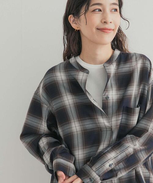 URBAN RESEARCH DOORS（アーバンリサーチドアーズ）の「チェックスキッパーシャツ（シャツ/ブラウス・レディース・チャコールグレー/ネイビー・FREE）」の13枚目の写真