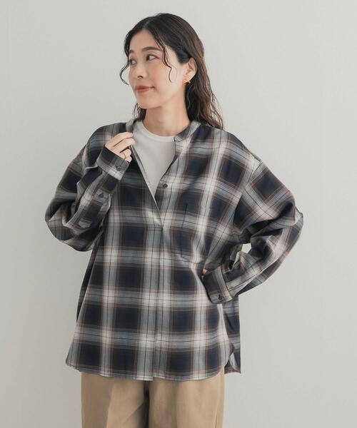 URBAN RESEARCH DOORS（アーバンリサーチドアーズ）の「チェックスキッパーシャツ（シャツ/ブラウス・レディース・チャコールグレー/ネイビー・FREE）」の14枚目の写真