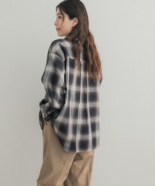 URBAN RESEARCH DOORS（アーバンリサーチドアーズ）の「チェックスキッパーシャツ（シャツ/ブラウス・レディース・チャコールグレー/ネイビー・FREE）」の15枚目の写真