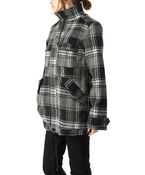 Jel'emets solo（ジェレメッツソロ）の「チェック柄スタンドカラーBZ（ブルゾン・レディース・グレー/レッド・SMALL/MEDIUM）」の3枚目の写真