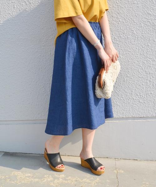 SHIPS（シップス）の「アイリッシュリネンフレアスカート◇（スカート・レディース・ピンク/ネイビー/ライトブルー・ONE SIZE）」の3枚目の写真
