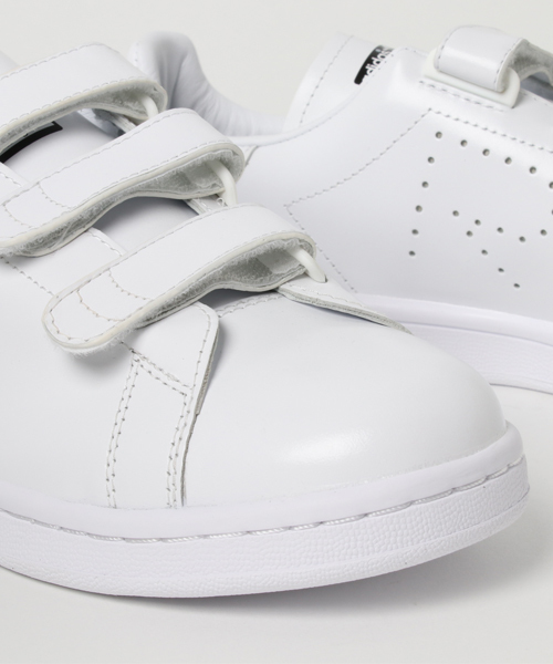 adidas by RAF SIMONS（アディダスバイラフシモンズ）の「ADIDAS×RAF SIMONS アディダス×ラフ シモンズ / スタンスミス STAN SMITH COMFORT S81170（スニーカー・メンズ・ホワイト・26/28/27）」の5枚目の写真