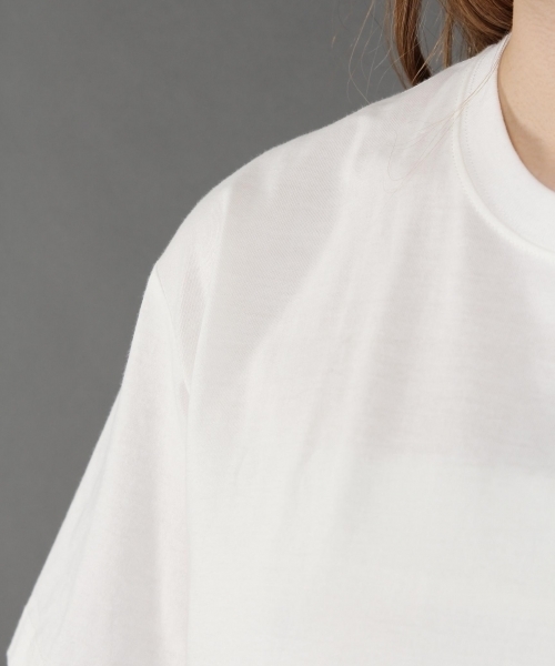 niko and...（ニコアンド）の「<NUMERALS>パッケージクルーネックTシャツ【niko and ...】（Tシャツ/カットソー・メンズ・グレー/ブラック/ホワイト・MEDIUM/LARGE/SMALL）」の5枚目の写真