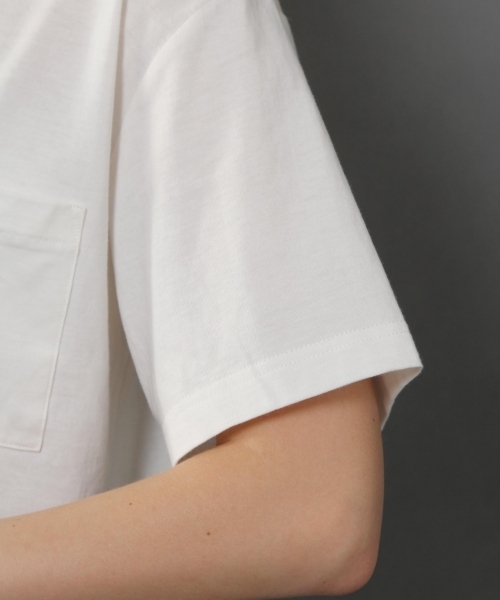 niko and...（ニコアンド）の「<NUMERALS>パッケージクルーネックTシャツ【niko and ...】（Tシャツ/カットソー・メンズ・グレー/ブラック/ホワイト・MEDIUM/LARGE/SMALL）」の7枚目の写真