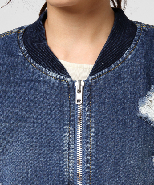 Candy Stripper（キャンディストリッパー）の「DAMAGE DENIM MA-1