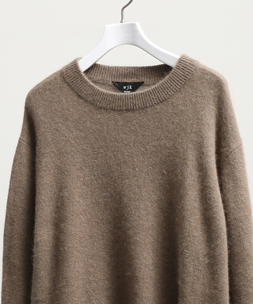 wjk black（ﾀﾞﾌﾞﾙｼﾞｪｲｹｲﾌﾞﾗｯｸ）の「【wjk black】≪STUDIOUS限定≫ラクーンシャギークルーネックニット（ニット/セーター・メンズ・ブラック/ワインレッド/サンドベージュ・3/2/1）」の18枚目の写真