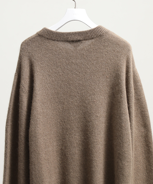 wjk black（ﾀﾞﾌﾞﾙｼﾞｪｲｹｲﾌﾞﾗｯｸ）の「【wjk black】≪STUDIOUS限定≫ラクーンシャギークルーネックニット（ニット/セーター・メンズ・ブラック/ワインレッド/サンドベージュ・3/2/1）」の11枚目の写真