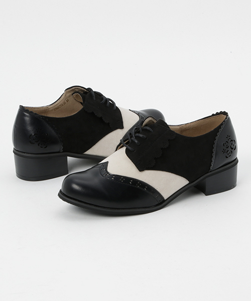 axes femme(アクシーズファム)の「配色スエードオックスフォード(パンプス・レディース・ブラック/ブラウン/ワイン・MEDIUM/LARGE)」の2枚目の写真