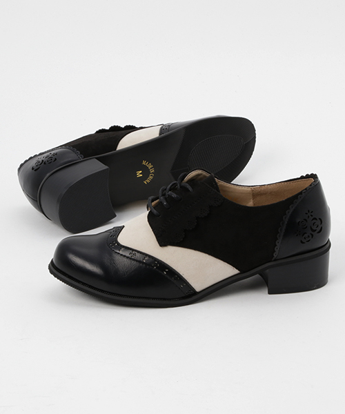 axes femme(アクシーズファム)の「配色スエードオックスフォード(パンプス・レディース・ブラック/ブラウン/ワイン・MEDIUM/LARGE)」の4枚目の写真