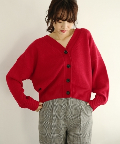 A part by（アパートバイ）の「5GW/Vネックカーディガン　　759655 （カーディガン/ボレロ・レディース・オフホワイト/ブラック/グレー/ライトブルー/オレンジ/レッド/ブラウン/ホワイト系その他・FREE）」の7枚目の写真