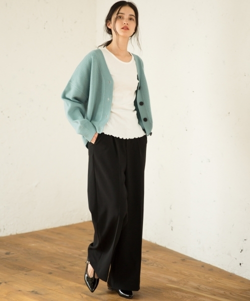 A part by（アパートバイ）の「5GW/Vネックカーディガン　　759655 （カーディガン/ボレロ・レディース・オフホワイト/ブラック/グレー/ライトブルー/オレンジ/レッド/ブラウン/ホワイト系その他・FREE）」の16枚目の写真