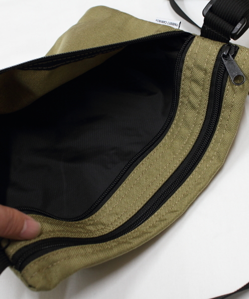 PARROTT CANVAS（パロットキャンバス）の「PARROTT CANVAS / パロットキャンバス　サコッシュ　 SACOSHE（ショルダーバッグ・メンズ・ブラック/カモフラージュ/グリーン/カーキブラウン/ネイビー/パープル・FREE）」の19枚目の写真