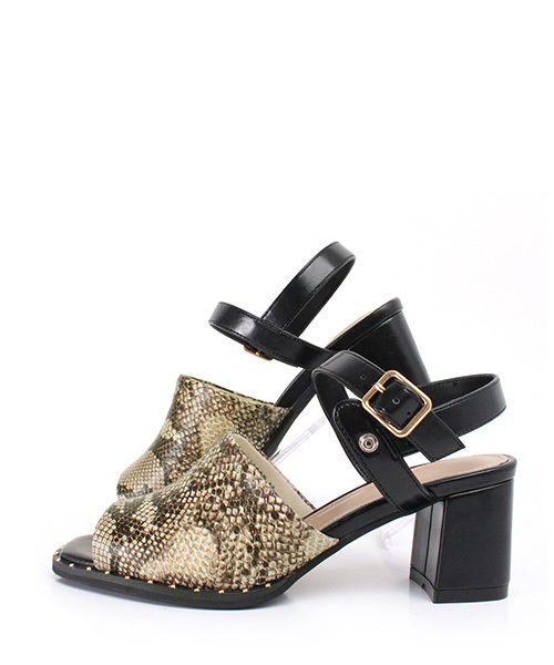 RANDA(ランダ)の「CAMILLE BIS RANDA/バックストラップヒールサンダル(サンダル・レディース・ブラック/パイソン/ベージュ・LL/M/S/L)」の8枚目の写真