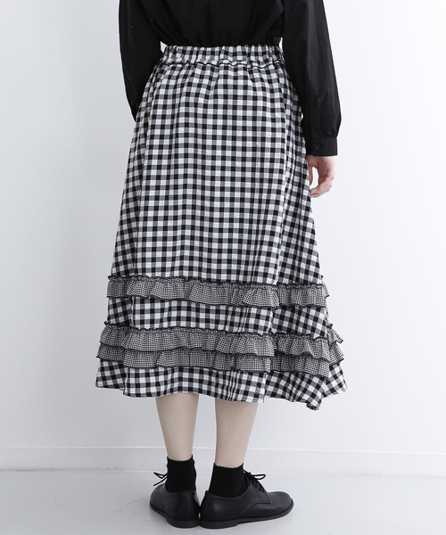 MERLOT（メルロー）の「チェック柄ティアードフリルスカート7350N（スカート・レディース・ブラック・FREE）」の5枚目の写真