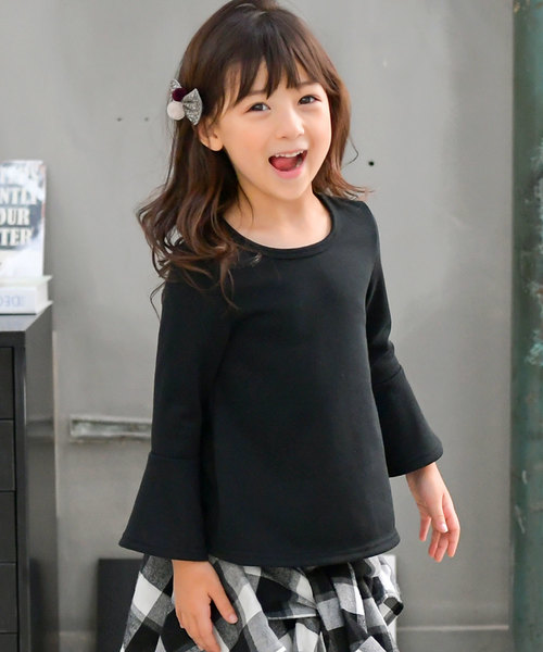 Bee des Bee（ビーデスビー）の「長袖デザイントップス（Tシャツ/カットソー・キッズ・ブラック×ホワイト/ホワイト×ネイビー/ブラック/ネイビー/グレー/ピンク/アイボリー/ライトブラウン/グレー系その他/ブラウン系その他/ブルー系その他/ワイン/ピンク系その他2/ブラウン系その他2/ブルー系その他2/ピンク系その他/ミント/コーラルピンク/グリーン系その他/ラベンダー/チャコール/パープル系その他/ベージュ/グレー系その他2/パープル系その他2/ブラック系その他2/ブラック系その他3/ベージュ系その他/グリーン系その他2/ピンク系その他3/ブラウン系その他3/ライトベージュ/ブルー系その他3/ブルー × パープル・90cm/100cm/110cm/120cm/130cm/140cm/150cm）」の3枚目の写真